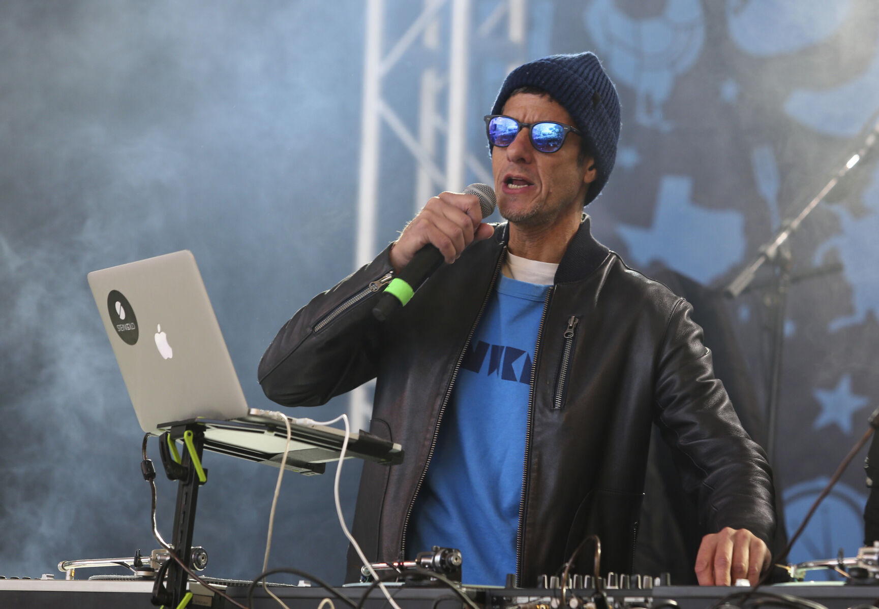 Mike D